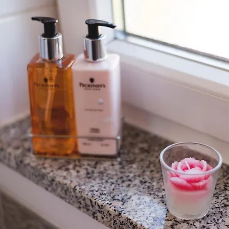 Big Promotion, Serenitas Villa