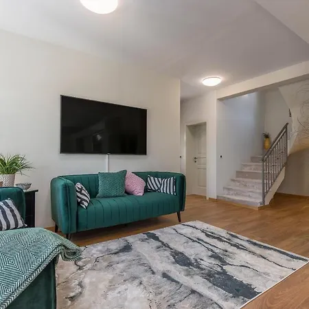 Big Promotion, Serenitas Tar-Vabriga