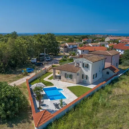 Big Promotion, Serenitas Tar-Vabriga