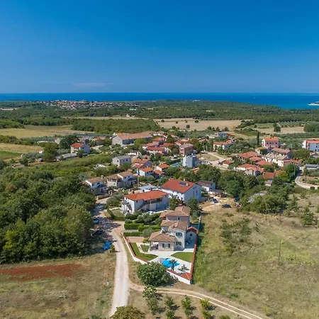 Villa Big Promotion, Serenitas Tar-Vabriga