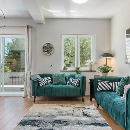 Big Promotion, Serenitas *