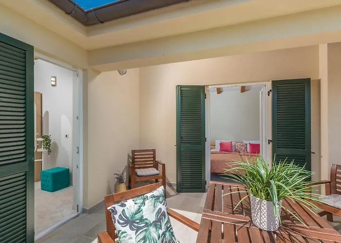 Big Promotion, Serenitas Villa