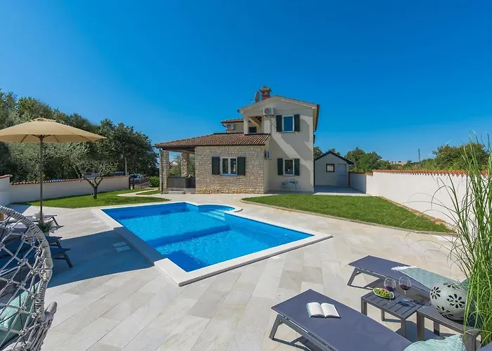 Villa Big Promotion, Serenitas Tar-Vabriga