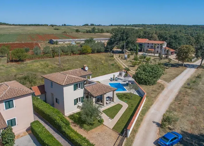 Big Promotion, Serenitas Villa Tar-Vabriga