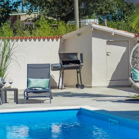 Big Promotion, Serenitas