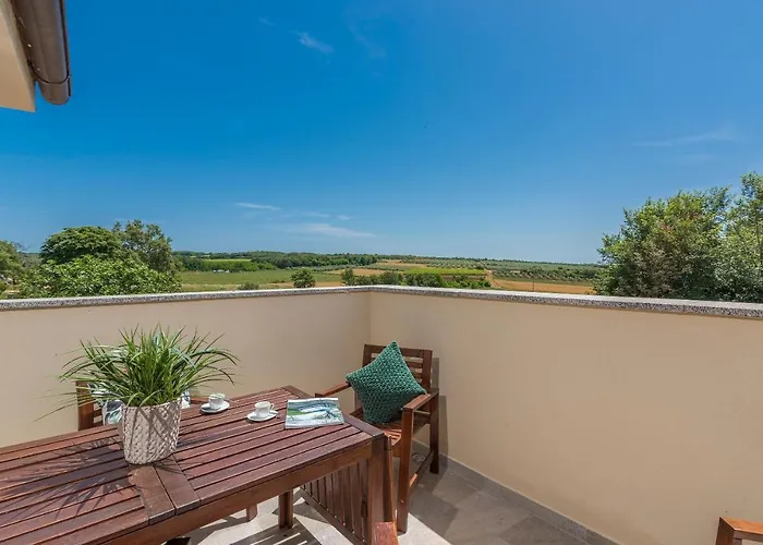 Big Promotion, Serenitas * Tar-Vabriga