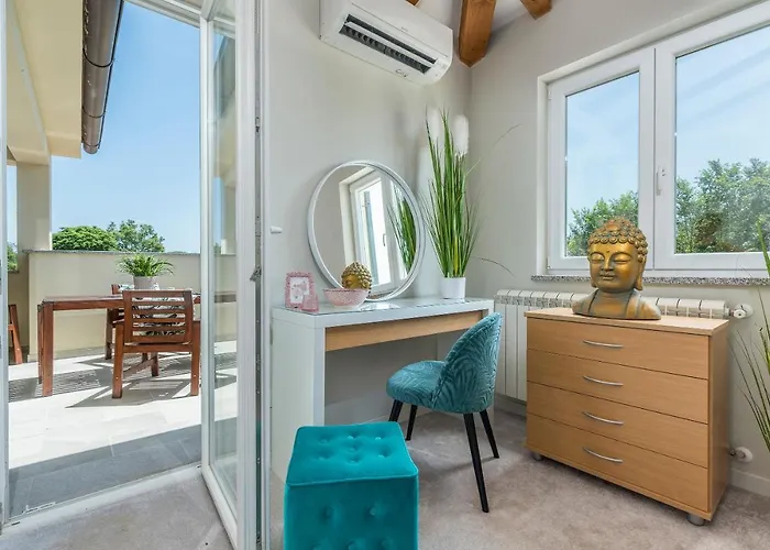 Vila Big Promotion, Serenitas