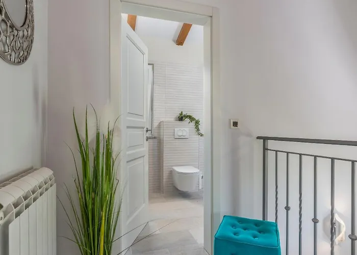 Big Promotion, Serenitas Villa