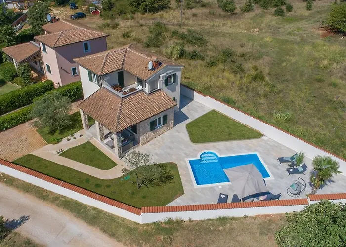 Villa Big Promotion, Serenitas *
