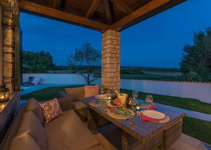 Villa Big Promotion, Serenitas Tar-Vabriga