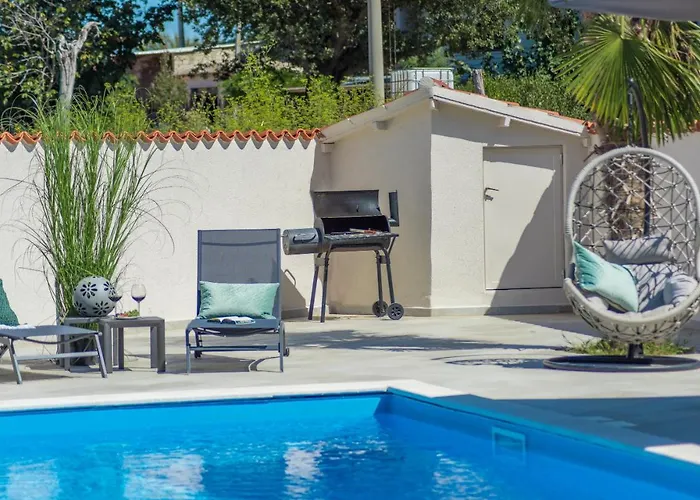 Big Promotion, Serenitas